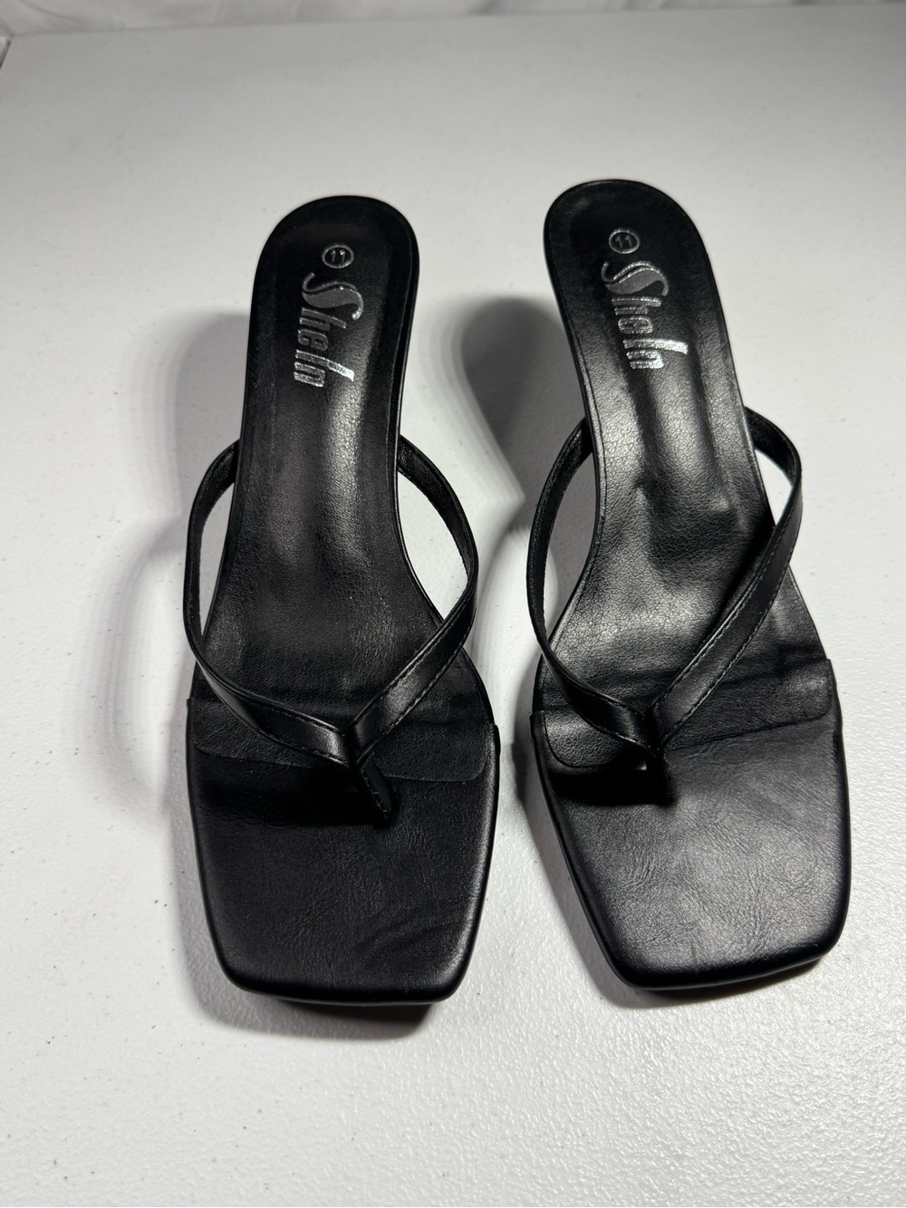 SHEIN Black Square-Toe Thong Slide Sandals